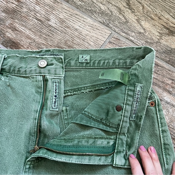 Lucky Brand Old Favorite Green Denim Mini Skirt, Raw Hem, Women’s Size 8 - Picture 3 of 9